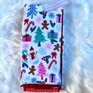 SOLD—NWT New Cupcakes & Cashmere Gingerbread Kitchen Towels - Red pink Set of 3